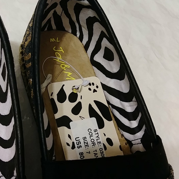 Black and Brown Pattern Slip On Flats - Picture 7 of 8